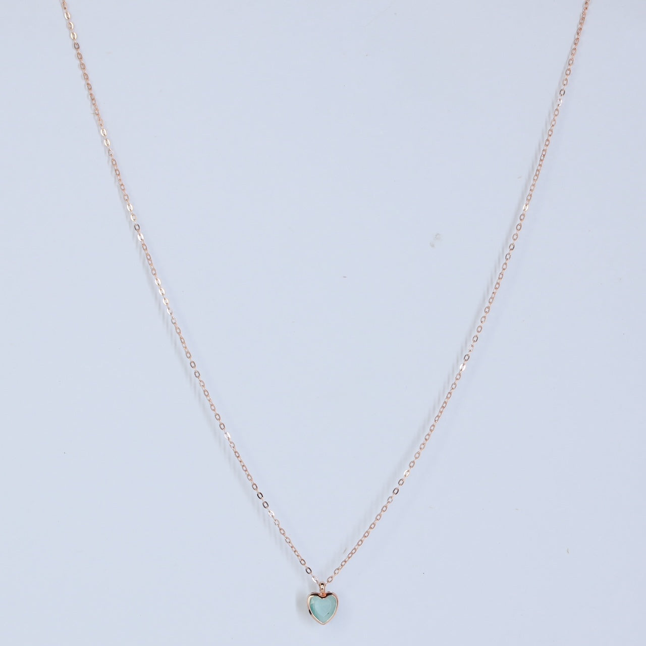 aura heart 18kt gold necklace