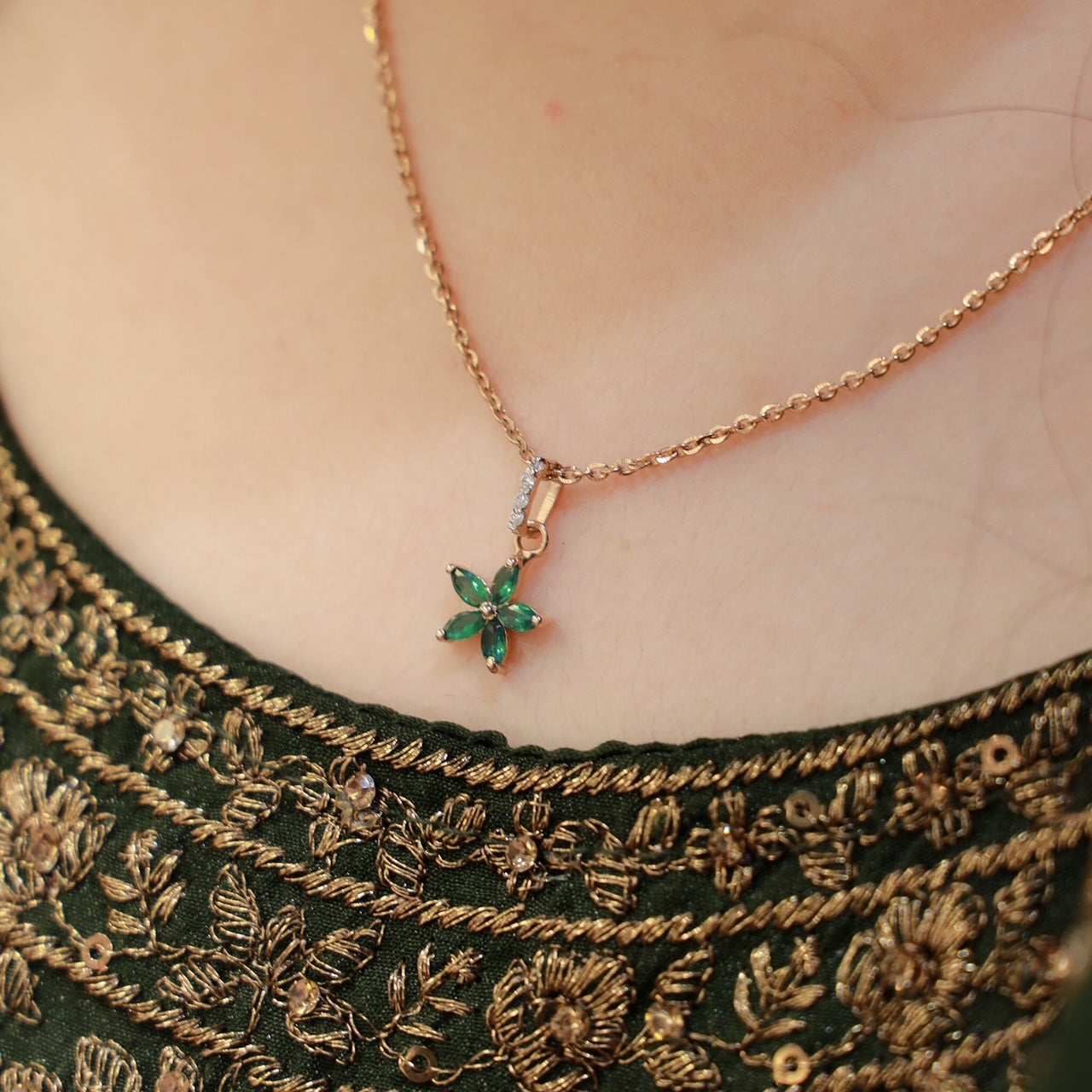 18kt gold pave green flower pendant