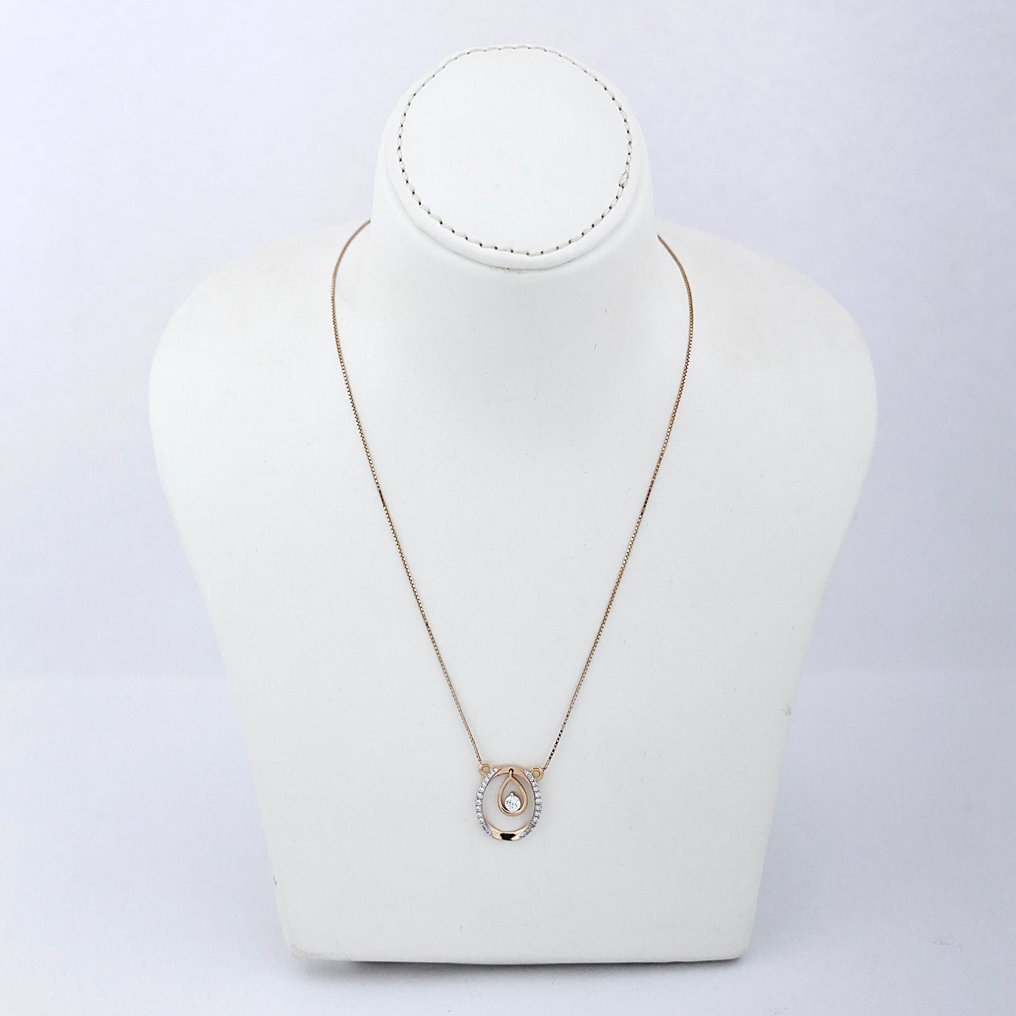 18ct gold necklace