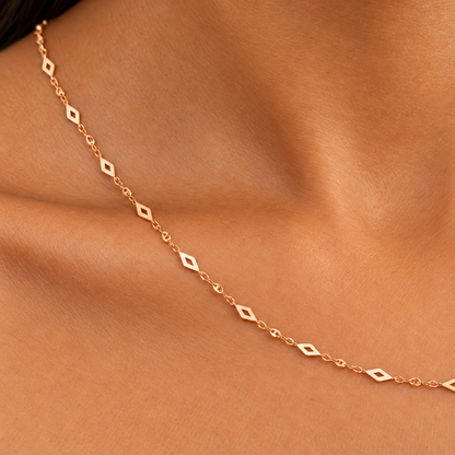 Gold Diamond-Link Station Chain