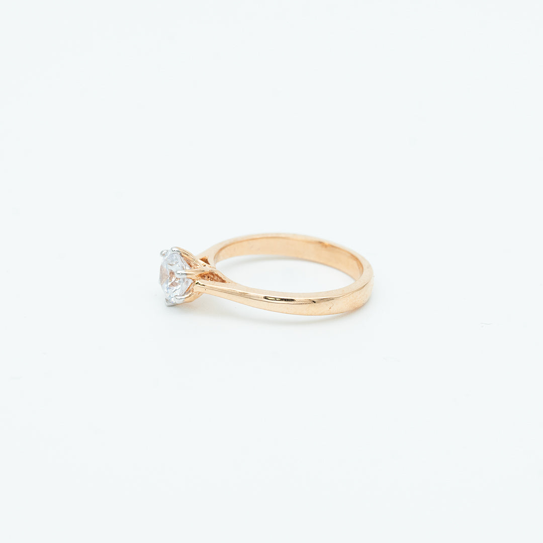 18ct gold engagement  ring