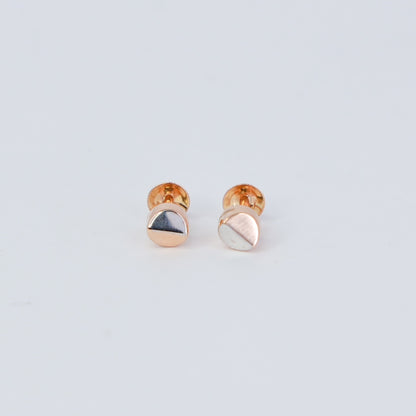GLOW STUDS 18KT GOLD EARRING