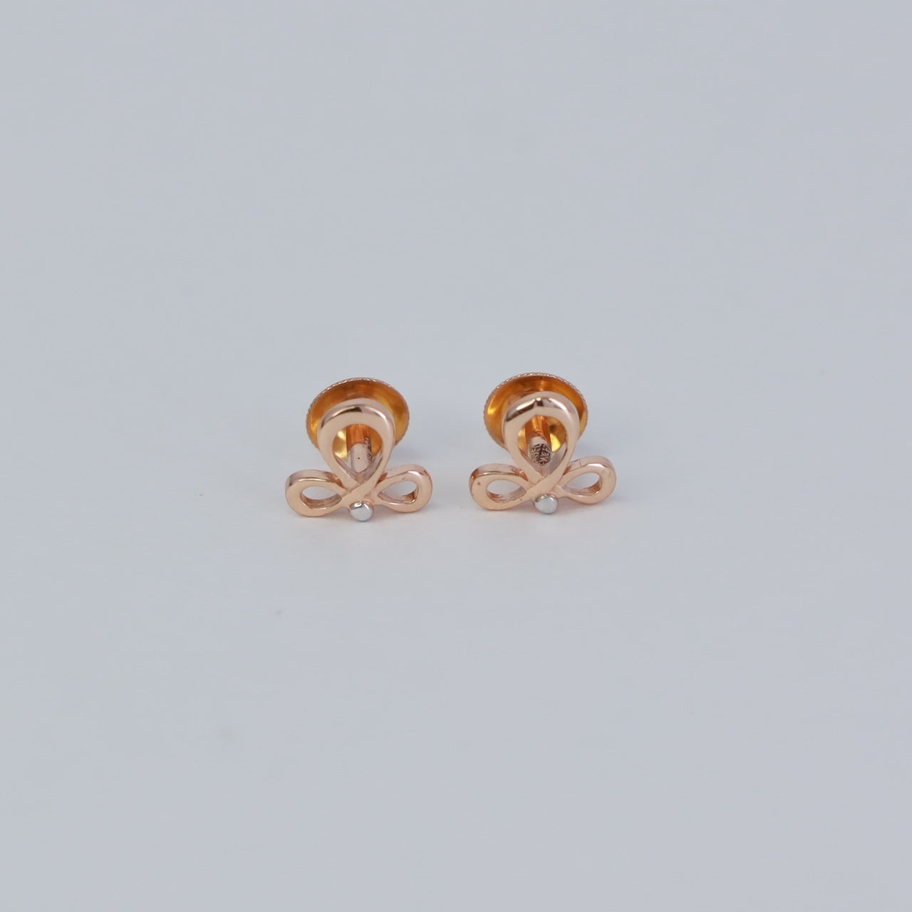 starlet shine 18kt gold earring