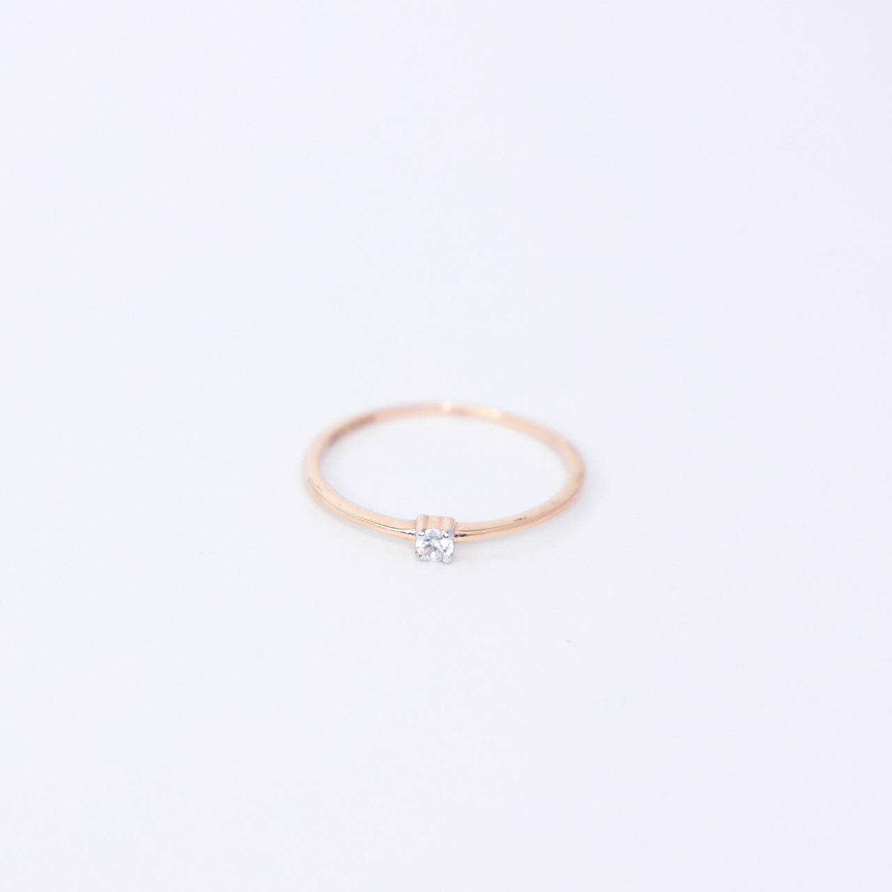 18kt white gem gold ring