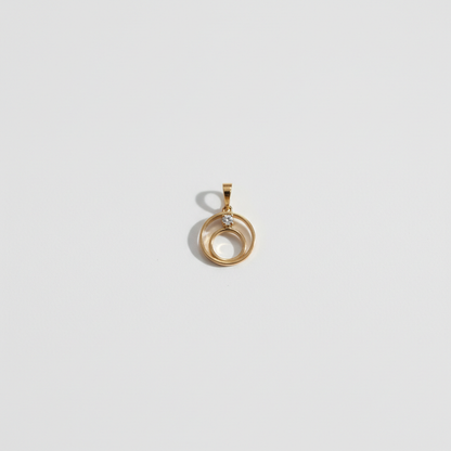 Diamond pendent 18KT