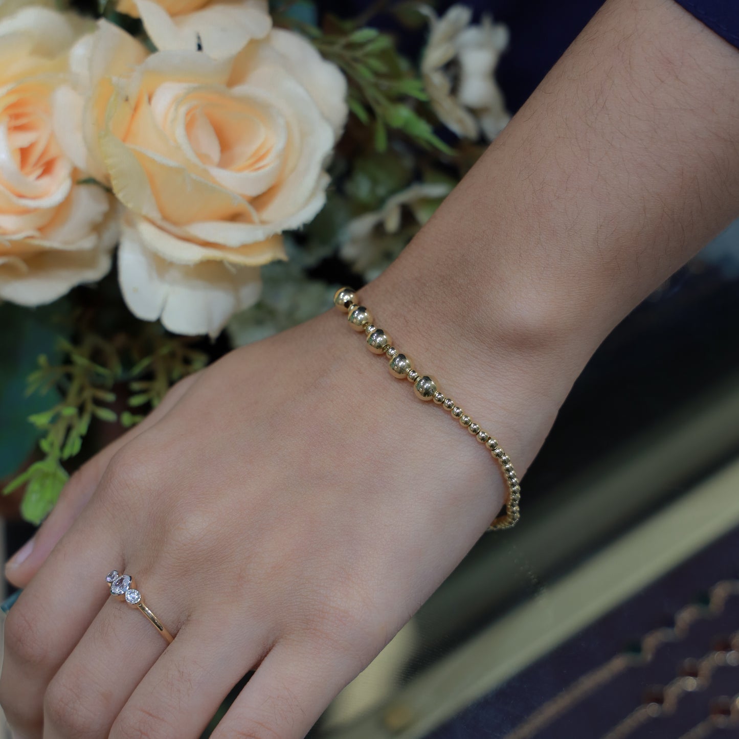 18kt gold bead ball bracelet