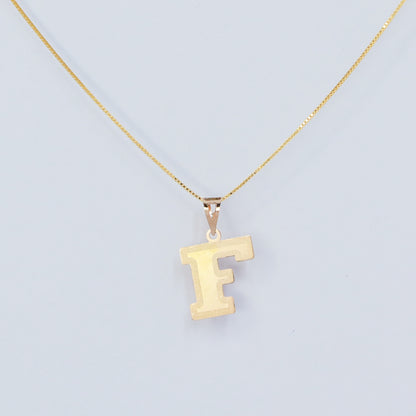 INITIAL F 18KT GOLD PENDANT