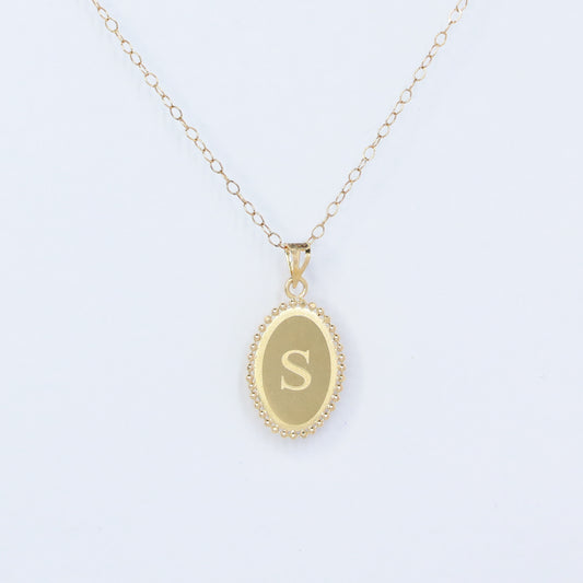 OVAL LETTER S 18KT GOLD PENDANT