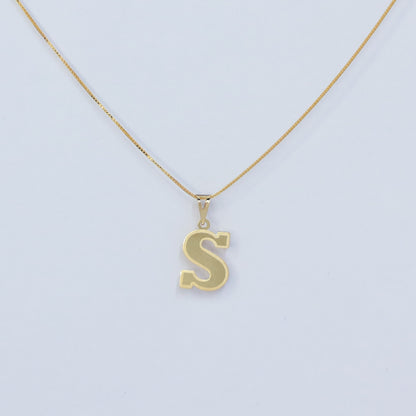 INITIAL S 18KT GOLD PENDANT