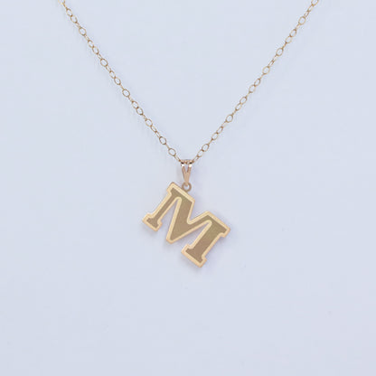 INITIAL M 18KT GOLD PENDANT