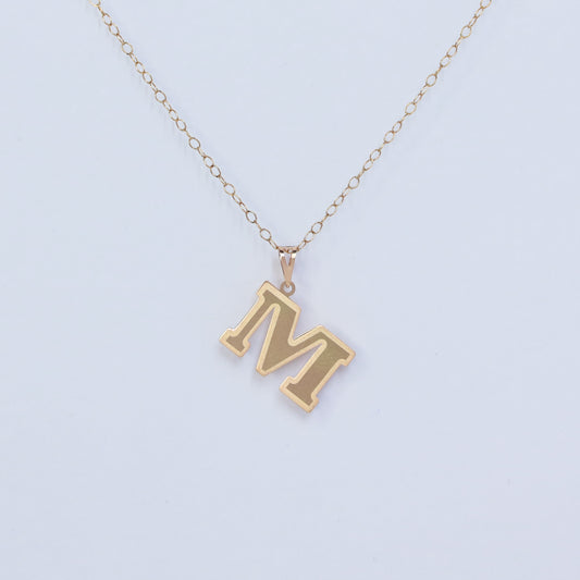 INITIAL M 18KT GOLD PENDANT