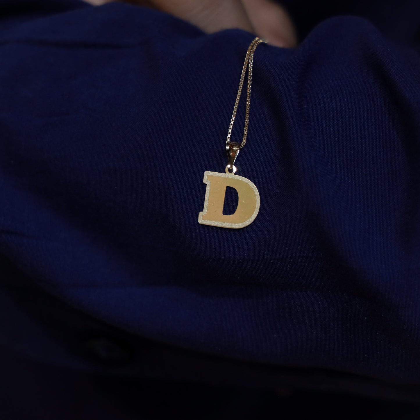 initial d 18kt gold pendant