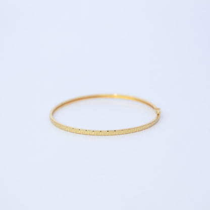 18KT YELLOW GOLD OVAL BAND