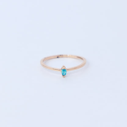 18KT GOLD SWISS BLUE GEM EVERYDAY RING