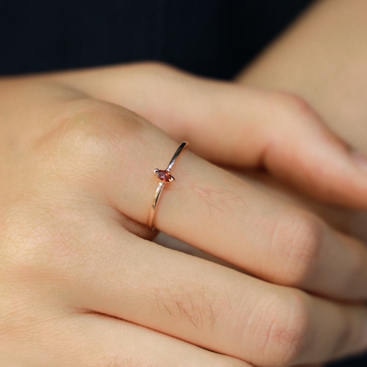 18kt gold garnet gem everyday ring