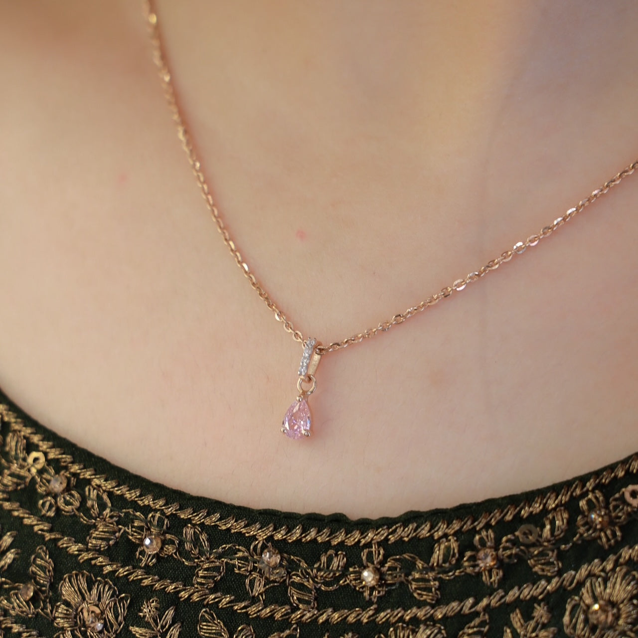 18kt gold pink teardrop cz pendant