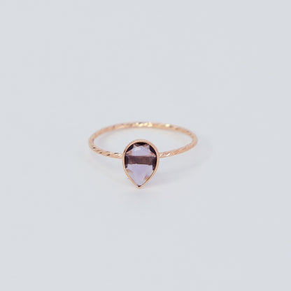 18KT GOLD PURPLE GEM EVERYDAY RING
