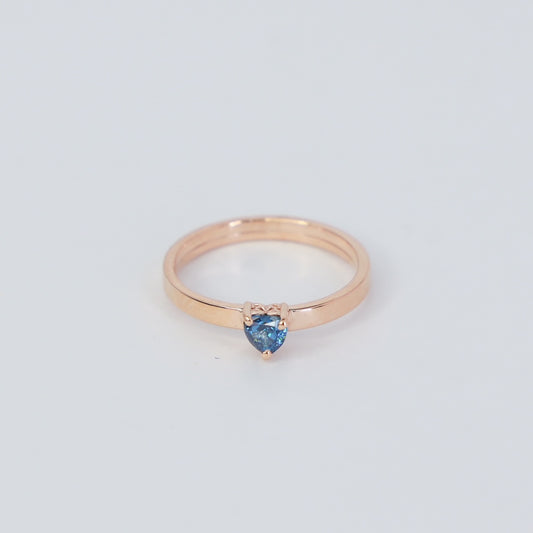 18KT GOLD BLUE GEM DAILYWEAR RING