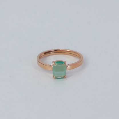 18KT GOLD GREEN GEM DAILYWEAR RING