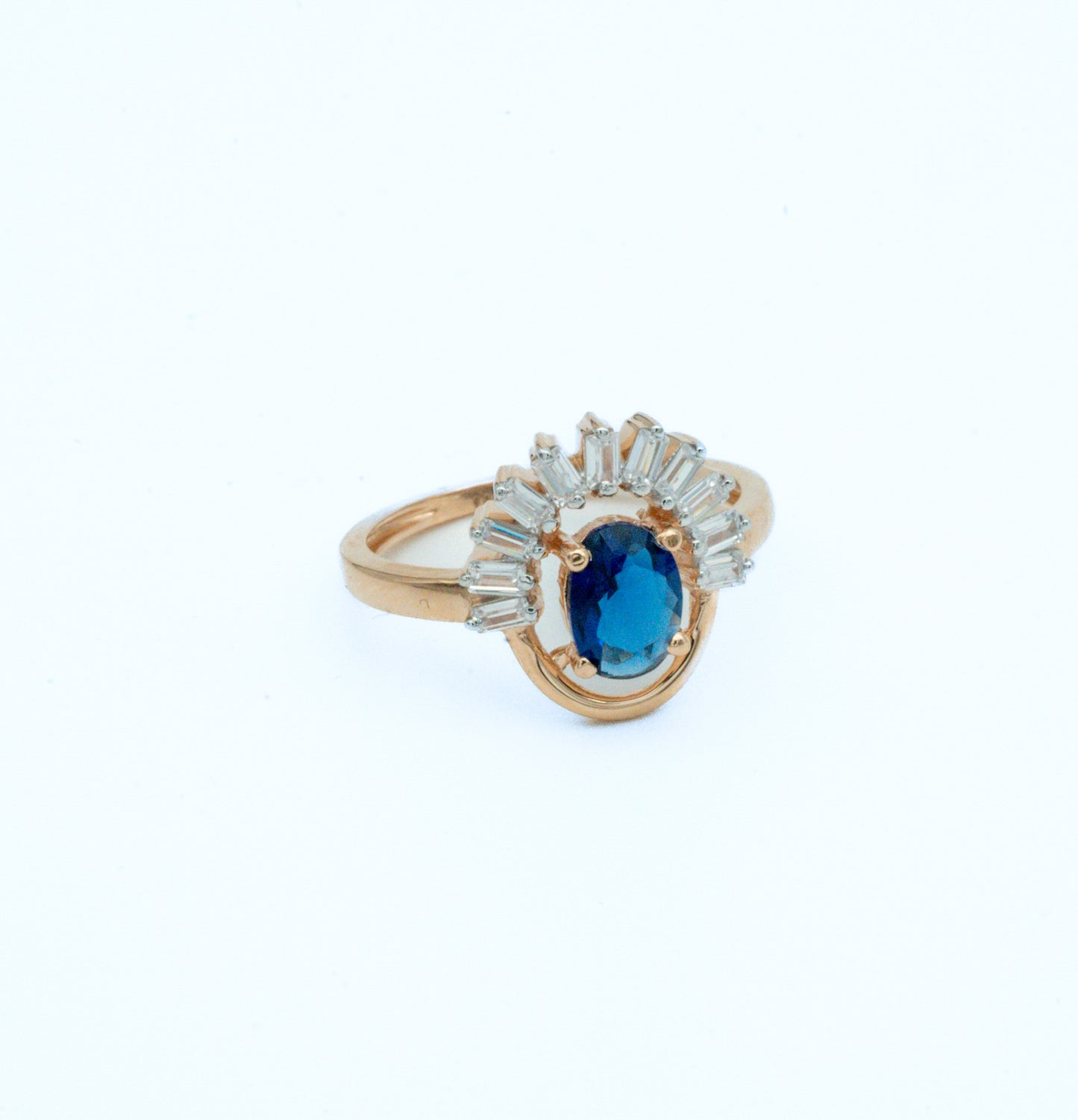 18ct cocktail gold ring