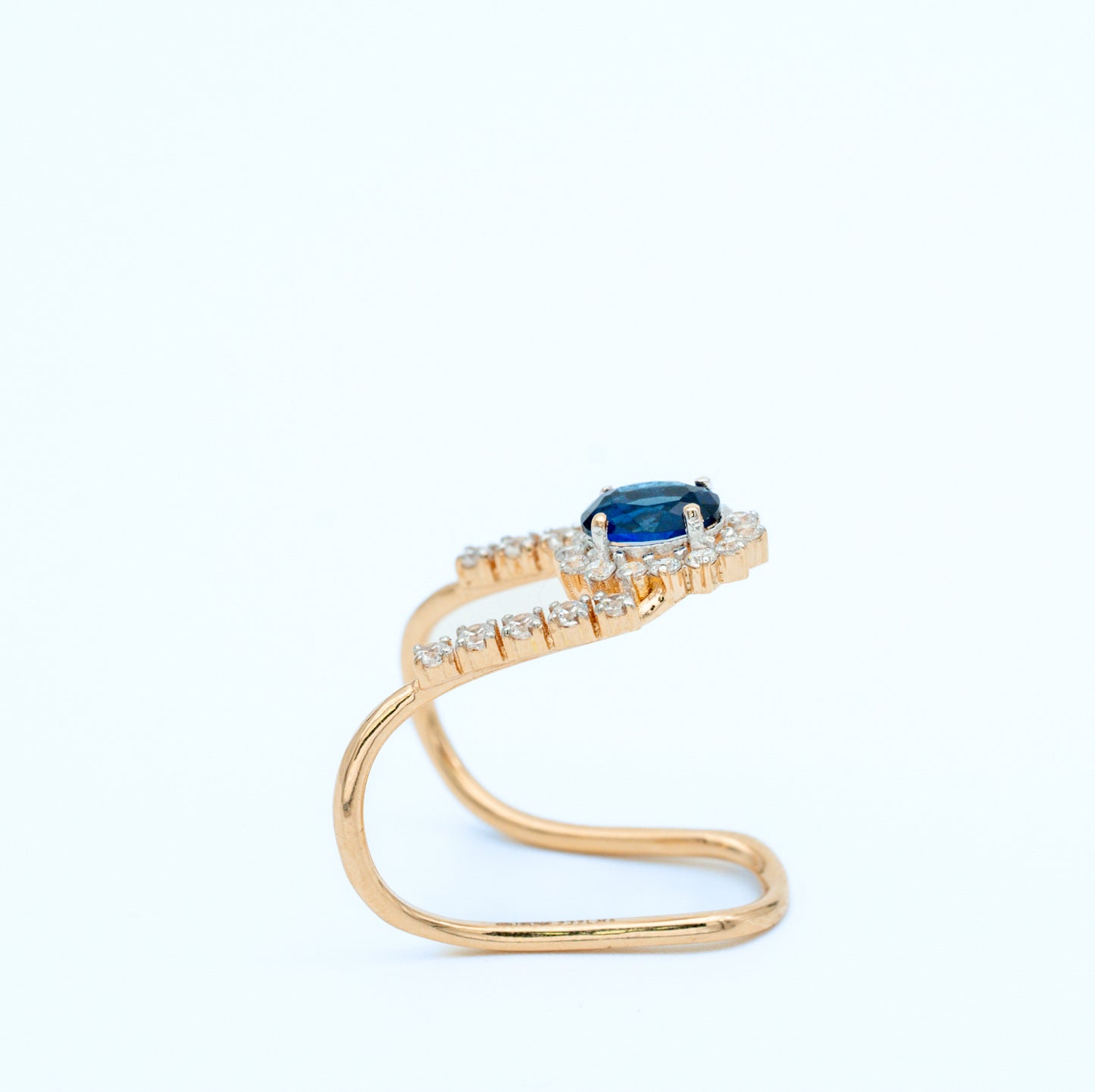 18ct cocktail gold ring