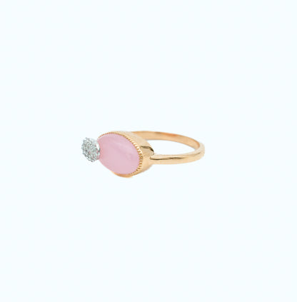 18CT COCKTAIL GOLD RING